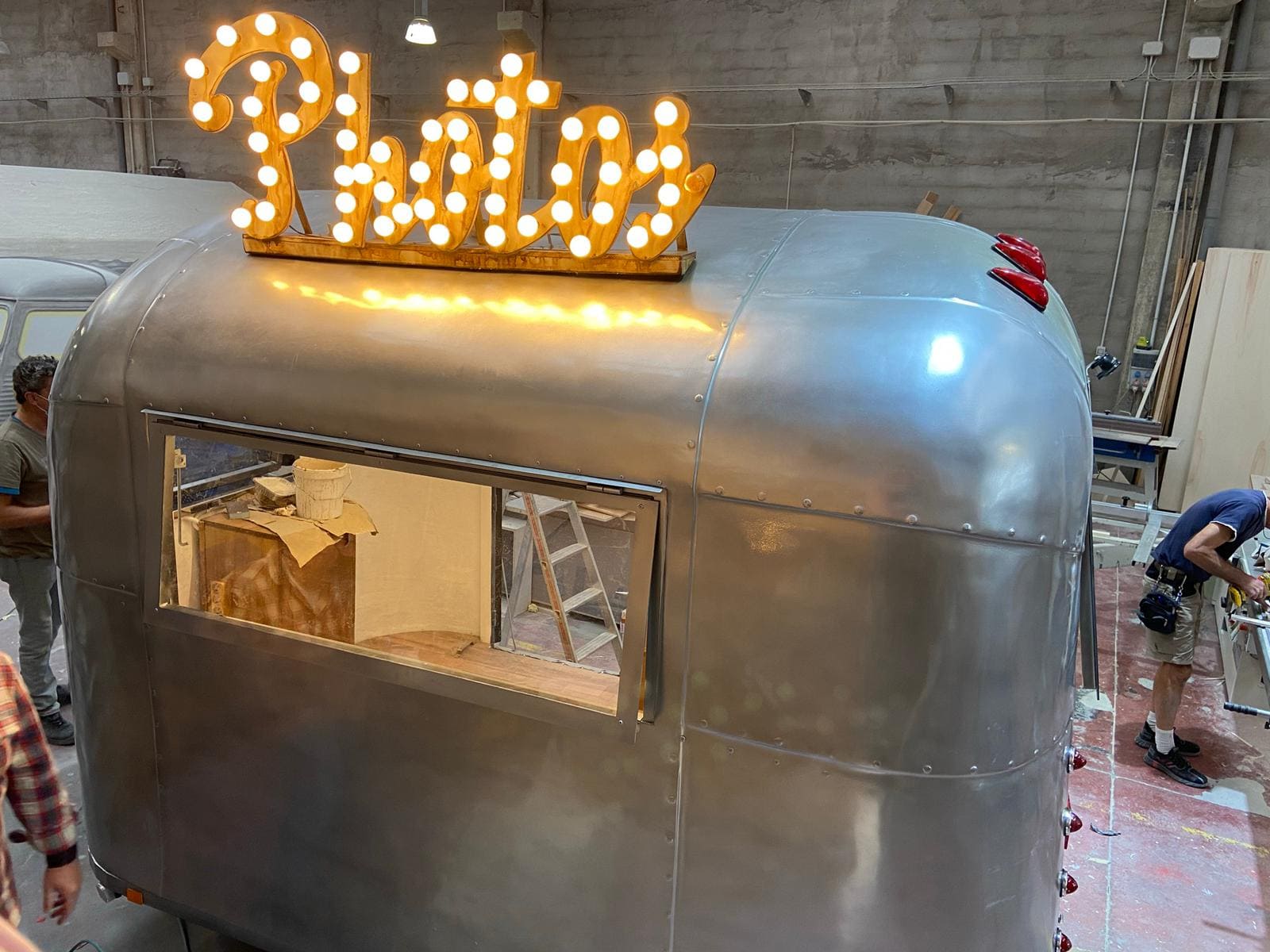 Truck fotomatón proceso montaje